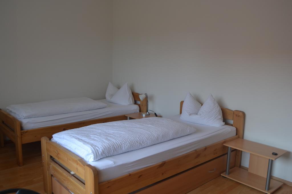 Gastehaus Sebastian Guest House Erding Bilik gambar