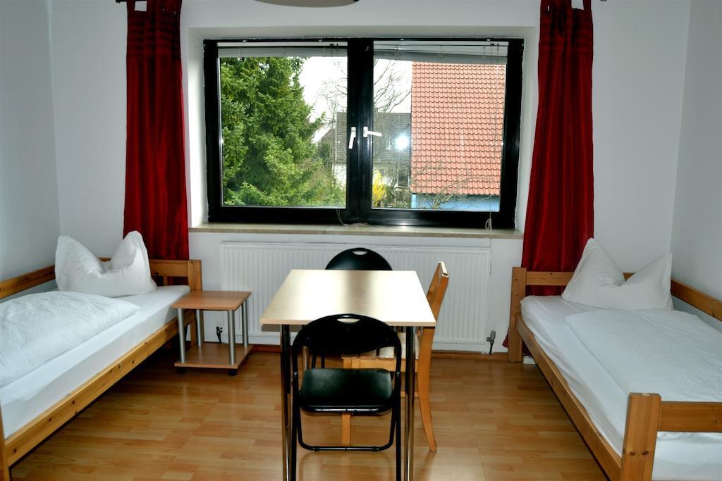 Gastehaus Sebastian Guest House Erding Bilik gambar